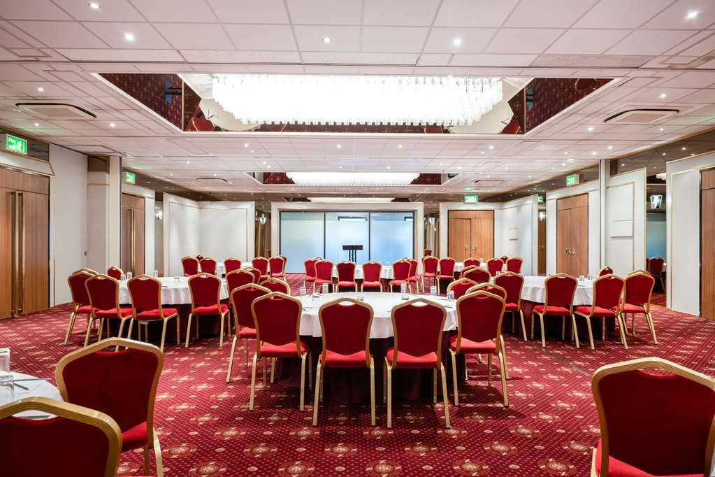 Clarion Croydon Park Hotel מתקנים תמונה